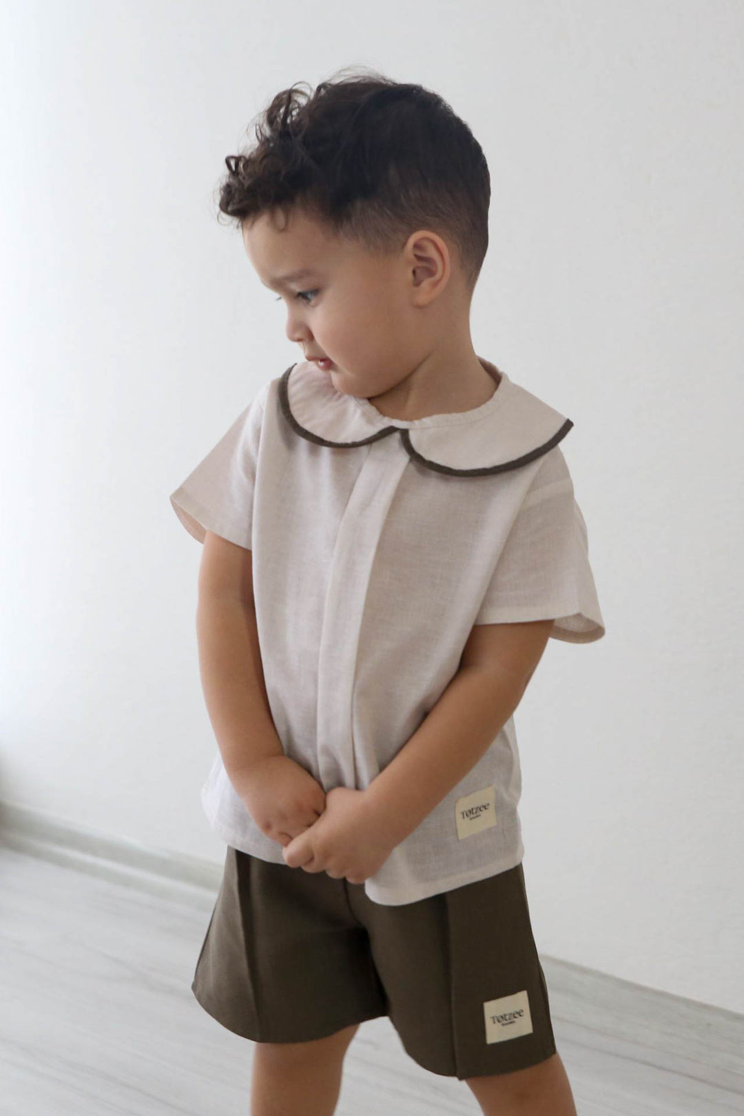 Totzee; Keten Bebe Yaka Pileli Üst Fildişi; Linen Baby Collar Pleated Top Ivory