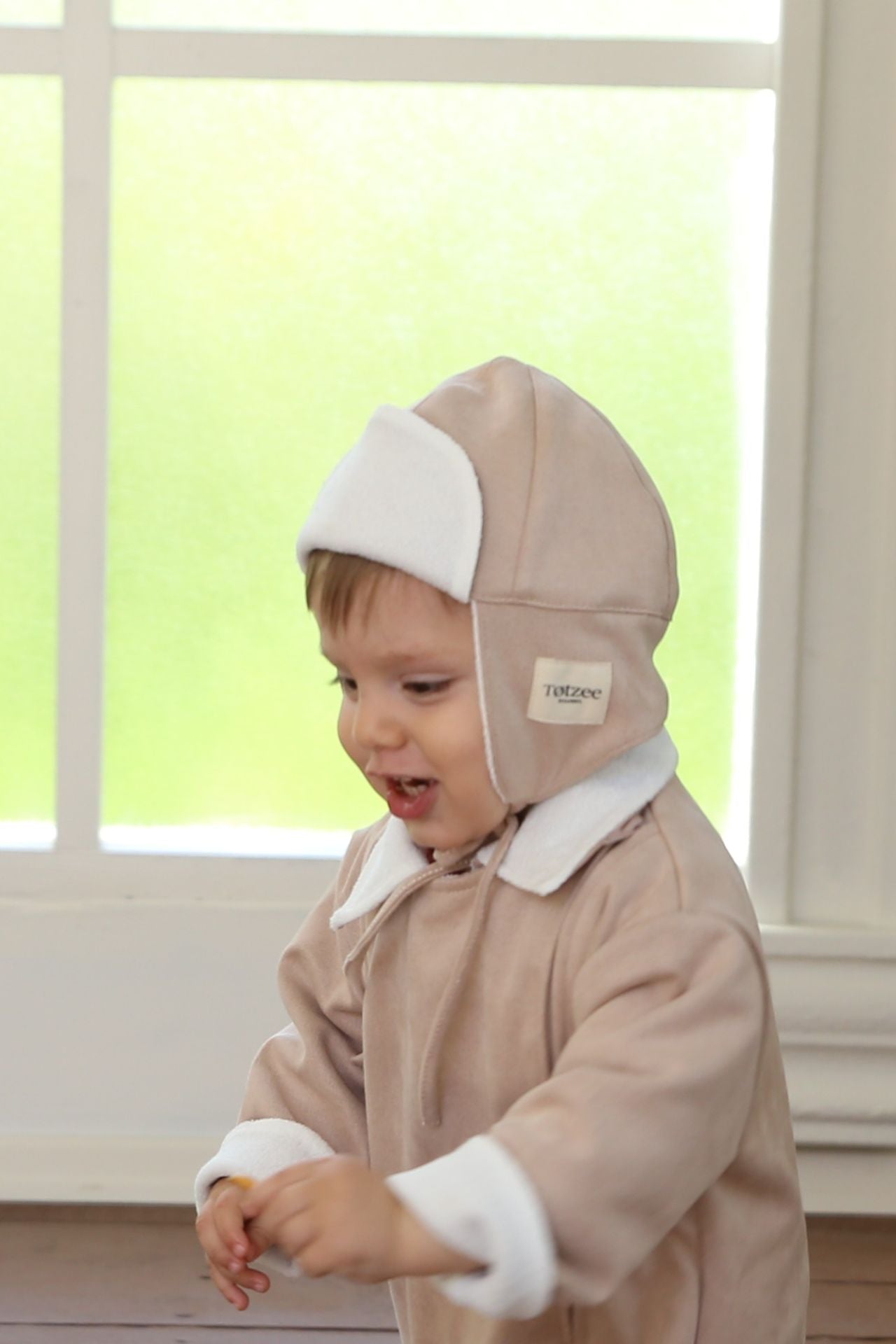 Totzee; Scuba Süet Kulaklı Şapka Latte; Scuba Suede Earflap Hat Lattle