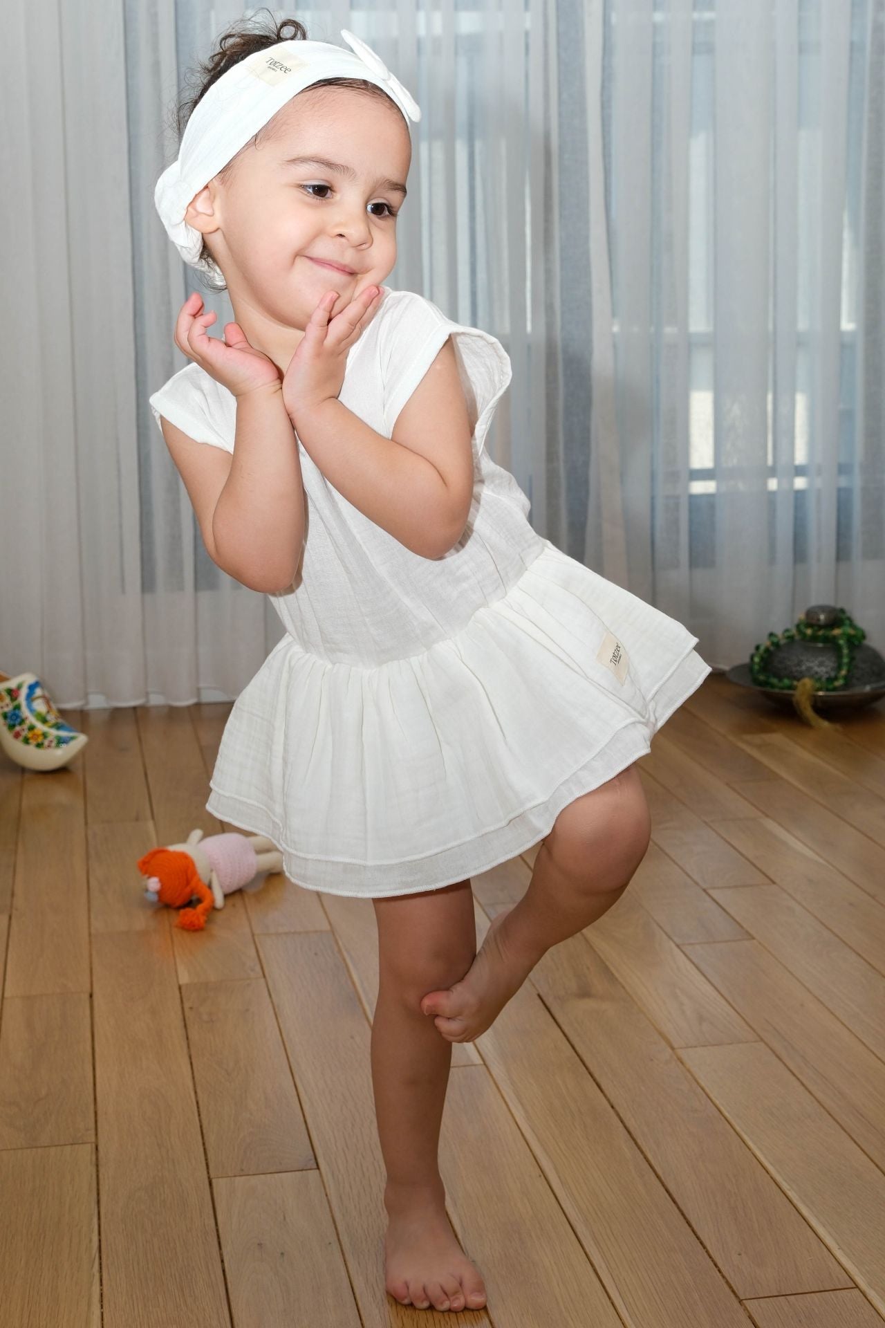 Totzee; Müslin Alttan Çıtçıtlı Fırfırlı Elbise Ekru; Muslin Ruffle Baby Girl Romper Dress Ecru