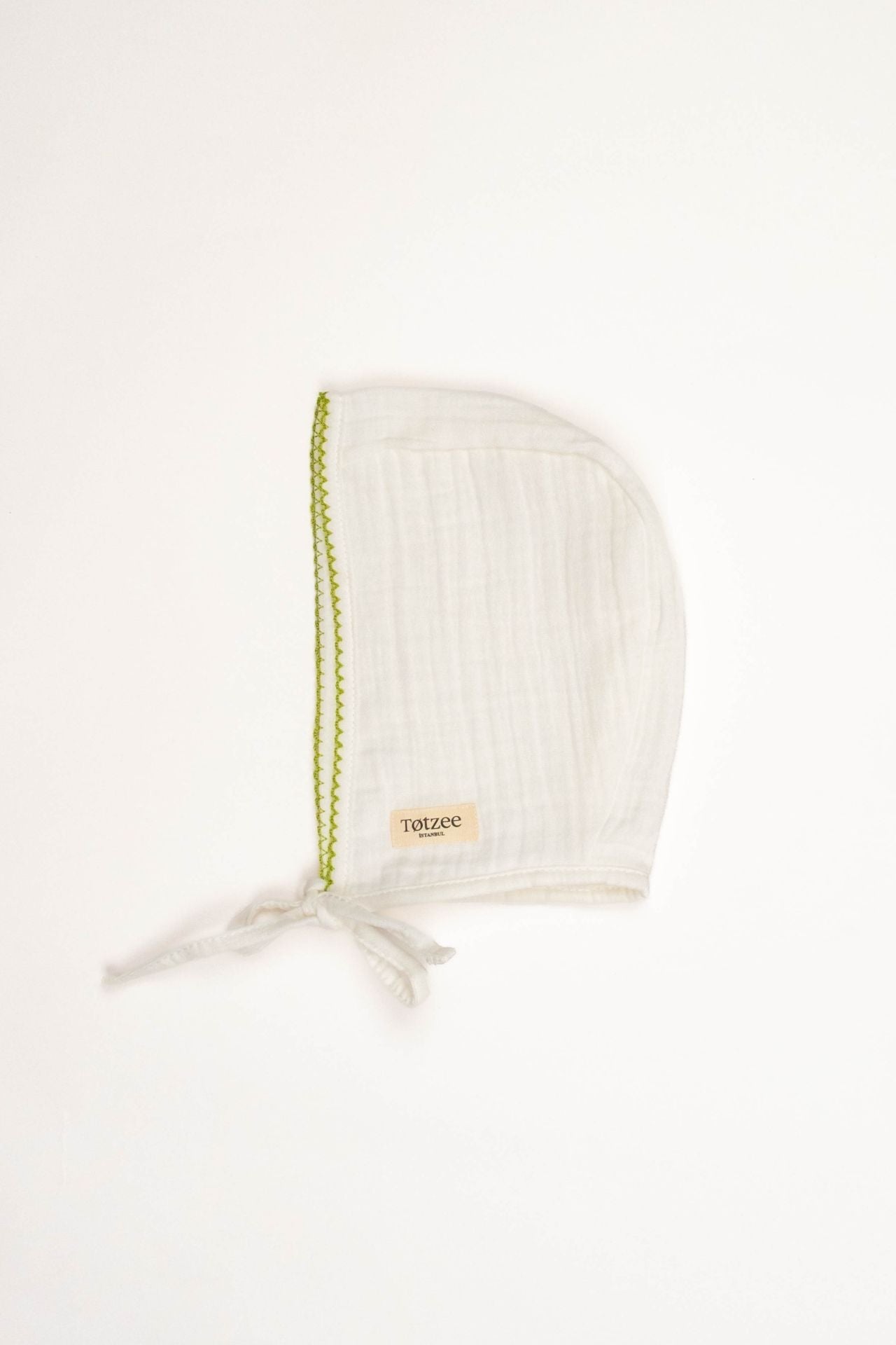 Totzee; Müslin Yenidoğan Yeşil Kroşeta Detaylı Bonesi Ekru; Newborn Muslin Green Crochet Detail Bonnet